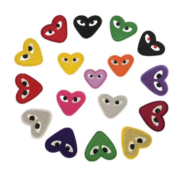 Electric%20Embroidery%20Embroidery%20Patch%20Applique%20Fashion%20Brand%20Logo%20Armband%20CDG%20Play%20Rei%20Kawakubo%20Eye%20Heart%20Shape%20-%20Image%204