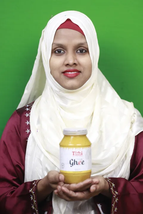 100%25%20Pure%20Premium%20Ghee%203%20kg%20-%20%20%E0%A6%97%E0%A6%BE%E0%A6%93%E0%A7%9F%E0%A6%BE%20%E0%A6%98%E0%A6%BF%20-%20Image%202