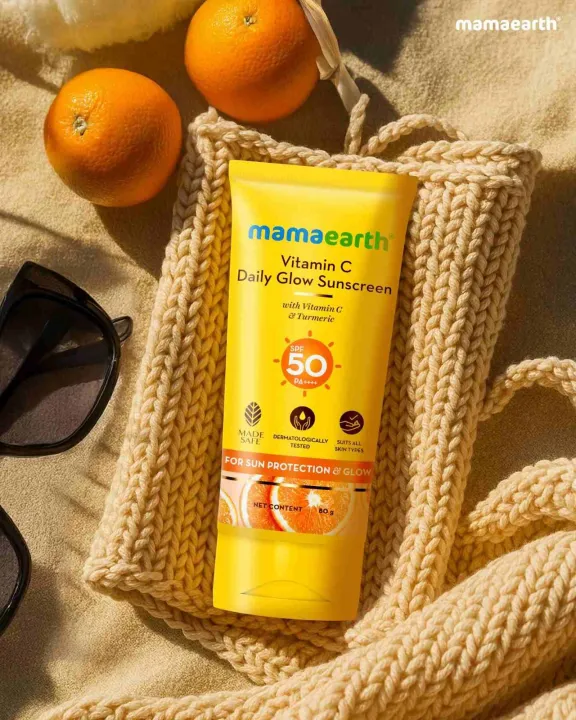 Mamaearth%20Vitamin%20C%20Daily%20Glow%20Sunscreen%20For%20All%20Skin%20Type%20-%2050%20g%20-%20Image%203