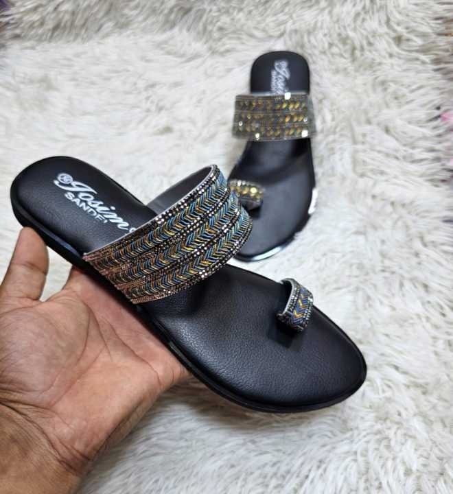 Womens Flat Regular Shoes New Fashionable Ladies Flat Slipper Sandals Premium Sandal for Girls