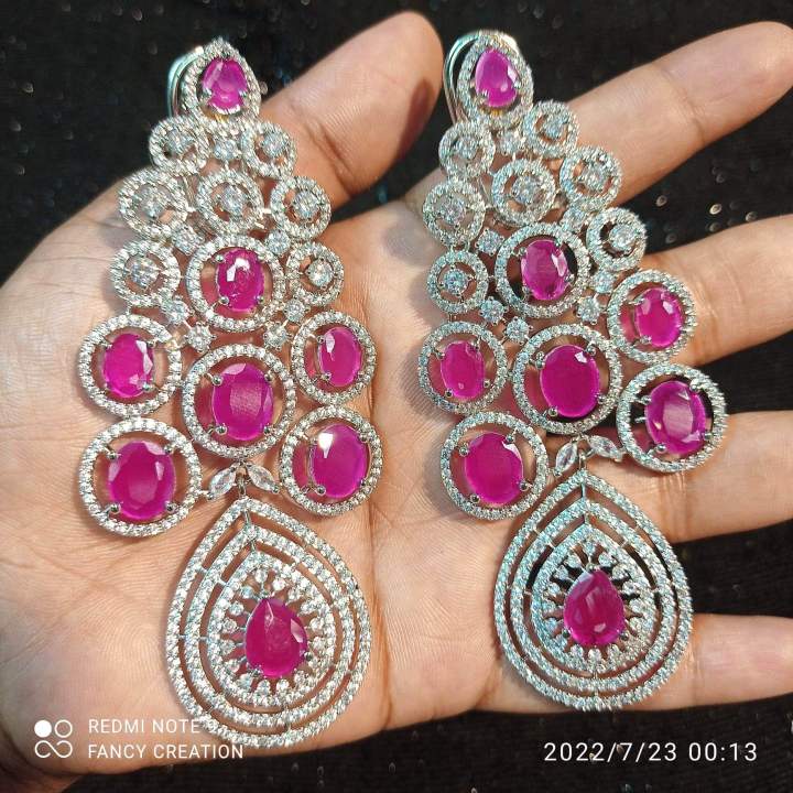 Diamond%20Cut%20Jewellery%20Earrings%20-%20Image%202