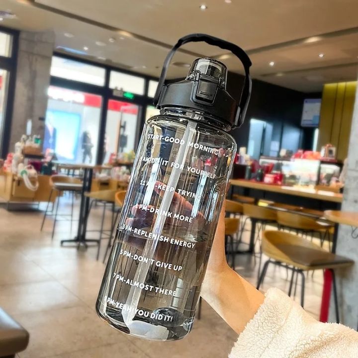 2%20Liters%20Straw%20Plastic%20Water%20Bottle%20Large%20Portable%20Travel%20Bottle%20Sports%20Fitness%20Cup%20High%20Value%20Big%20Fat%20Cup%20Adult%20Universal%20-%20Image%204
