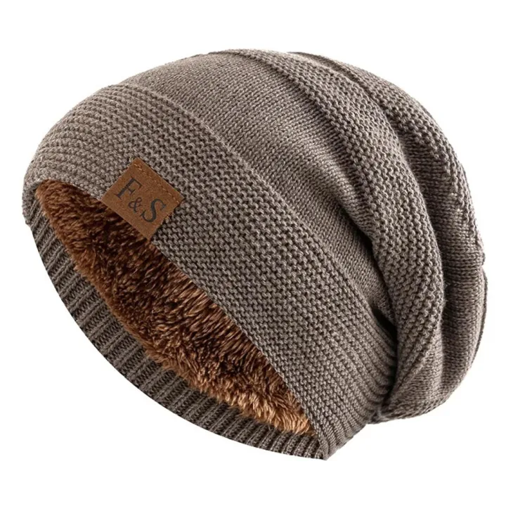 Knitted%20Winter%20hats%20Fashionable%20Label%20decor%20Casual%20Beanie%20cap%20Warm%20Winter%20%20lined%20hats%20for%20Outdoor%20activities%20Cold%20weather%20Skiing%20and%20snowboarding%20%20wear%20Men%20and%20women%20-%20Image%204
