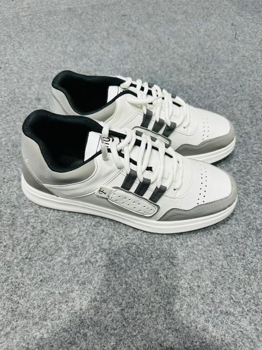 Hot%20Collection%20Stylish%20and%20Fashionable%20Winter%20and%20Summer%20Exclusive%20Sneakers%20Converse%20Shoes%20for%20Men%20-%20Image%202