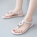 Sandals: women's outdoor wear summer flat sandals, super fairy temperament, new foreign style to wear sandwich beach shoes.