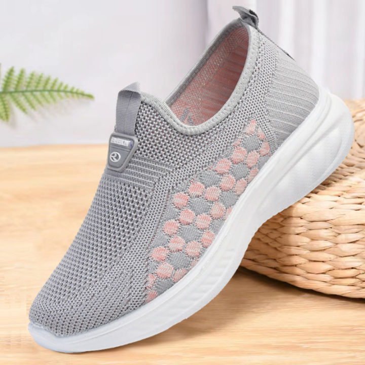 2024%20spring%20new%20women's%20shoes%20light%20soft%20soles%20casual%20single%20shoes%20one%20foot%20slip%20shoes%20for%20middle-aged%20and%20elderly%20mothers%20comfortable%20walking%20shoes%20-%20Image%203
