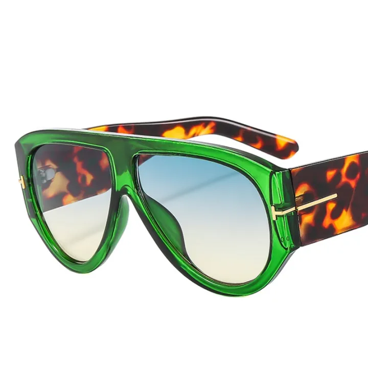 Oversized%20Pilot%20Sunglasses%20Women%20Fashion%202023%20Luxury%20Big%20Frame%20One%20Piece%20Gradient%20Sunglasses%20Retro%20Classic%20Thick%20Shades%20-%20Image%205