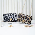 Women's Bag New Leopard Stripe Lock Chain Small Square Bag Leisure Phone Bag Small Bag small bag. 