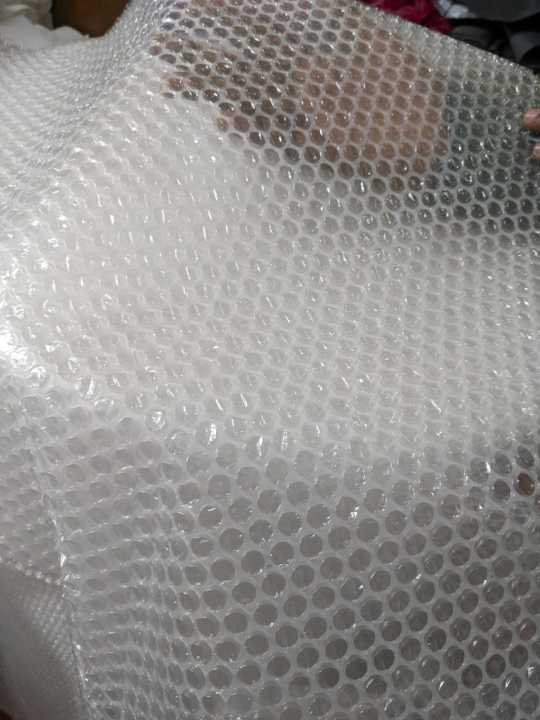 Bubble%20Wrap%20Paper%205%20Yard%20180%20Inch%20for%20Packaging%20Material%20-%20Image%202