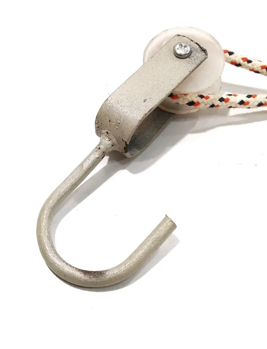 Overhead%20Hand%20Shoulder%20Pulley%20Equipment%20Kit%20With%20Rope%20For%20Home%20Gym%20Exercise%20&%20Physical%20Therapy%20-%20Plastic%20Handle%20-%20Image%204