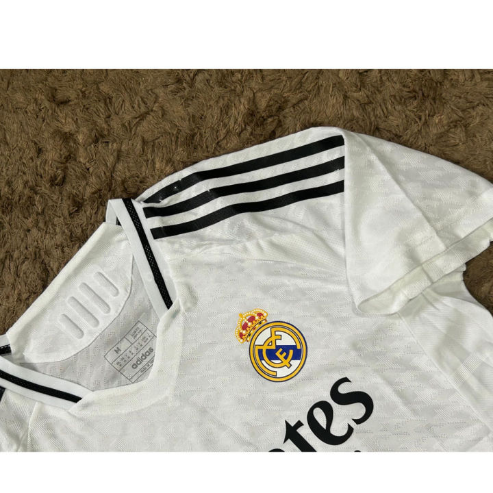 Real%20Madrid%2024/25%20Home%20Kit%20%E2%80%93%20Show%20Your%20Passion%20with%20Premium%20Quality%20-%20Image%206
