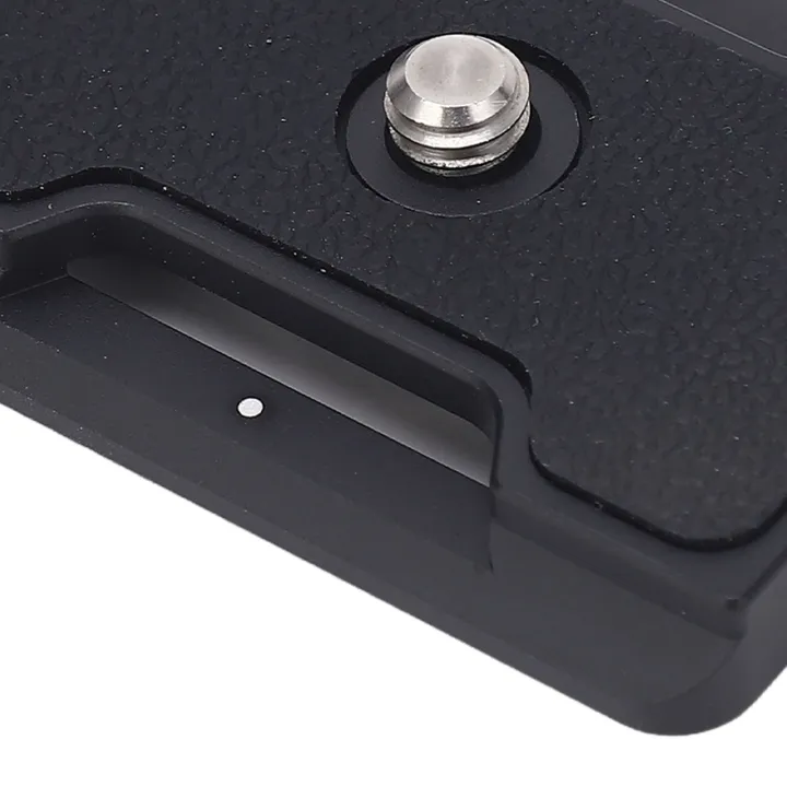 1/4in%20Screw%20Quick%20Release%20Plate%20Aluminum%20Alloy%20Rubber%20Camera%20Tripod%20Mount%20Plate%20for%20Arca%20Standard%20Port%20Universal%20for%20DSLR%20Camera%20-%20Image%202