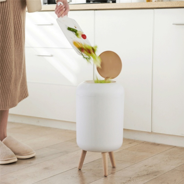 High-Legged%20Wood%20Grain%20Trash%20Can%20Plastic%20Dustbin%20-%20Image%204