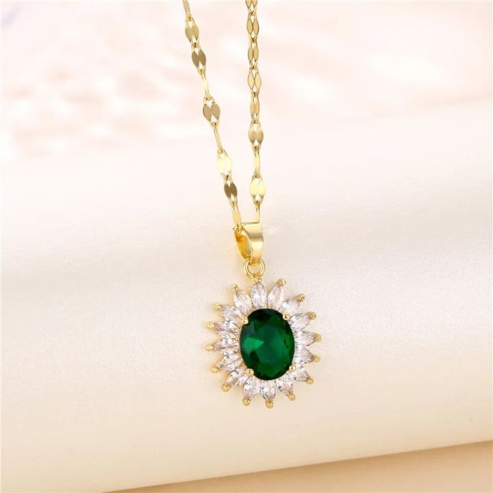 Vintage%20Style%20Lucky%20Guard%20Green%20Pendant%20Stainless%20Steel%20Necklaces%20For%20Women%20Fashion%20Elegant%20Female%20Clavicle%20Chain%20Jewelry%20Gift%20-%20Image%203