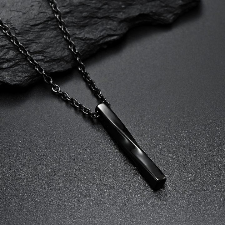 Stylish%20Accessories%20Men's%20Accessories%20Rectangle%20Necklaces%20Fashion%20Jewelry%20-%20Image%203