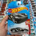 17 Ford GT Hitam Black HotWheels Car.