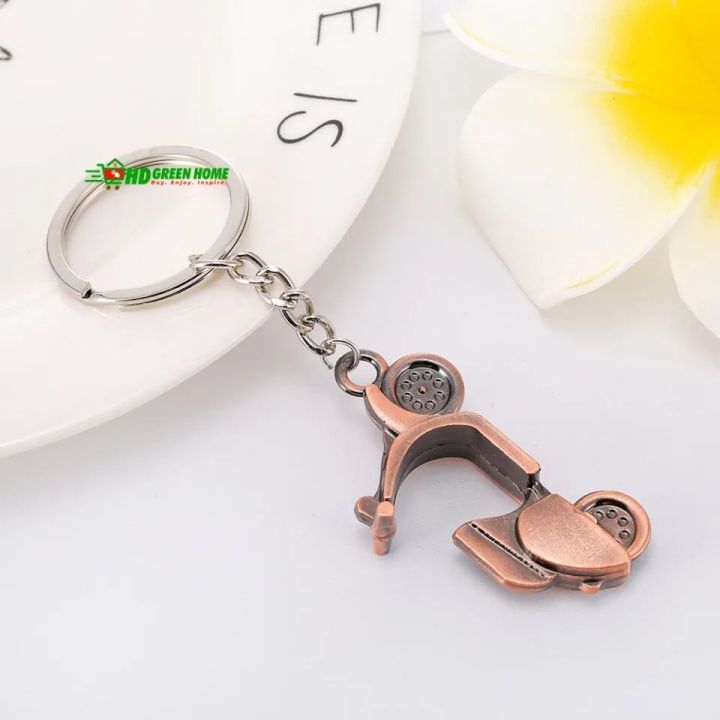 Creative%20metal%20scooter%20keychain%20personalized%20cool%20small%20battery%20pendant%20mini%20keychain%20pendant%20-%20Image%203