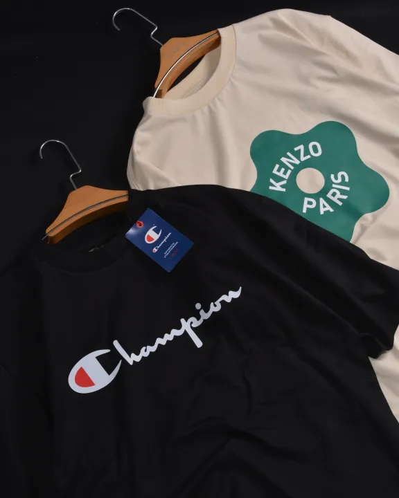 Champion%20Classic%20Graphic%20T-Shirt%20Black%20-%20Image%203