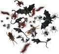 Plastic Realistic Bugs, Spider Bat Cockroach Insect Toys for Halloween Party (3+ age). 
