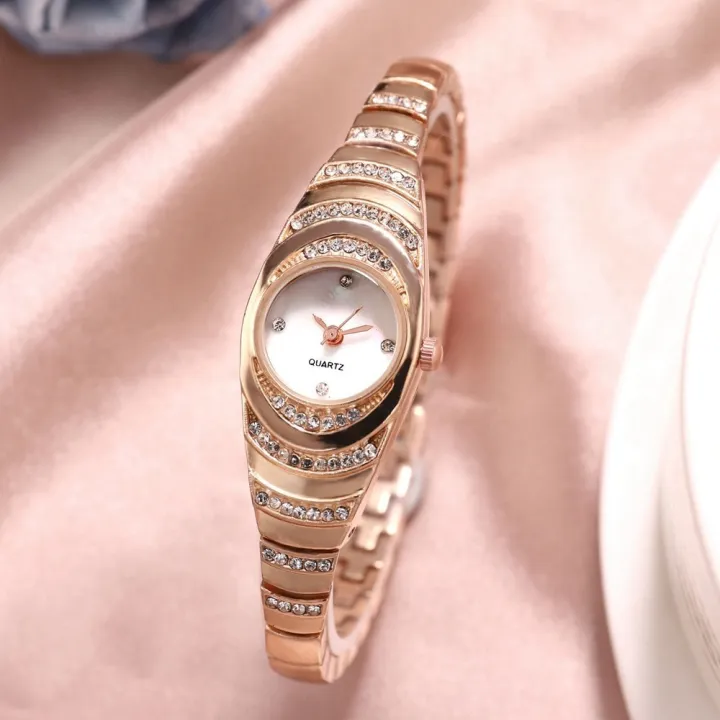 New%20Trend%20Fashion%20Steel%20Chain%20Diamond%20Women%20Watch%20-%20Image%202