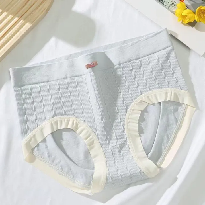 Women's%20Mid-waist%20Underwear%20Panty%20No%20Trace%20Antibacterial%20-%20Image%202