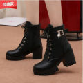 Martens, demi-season high fleece boots platform. 