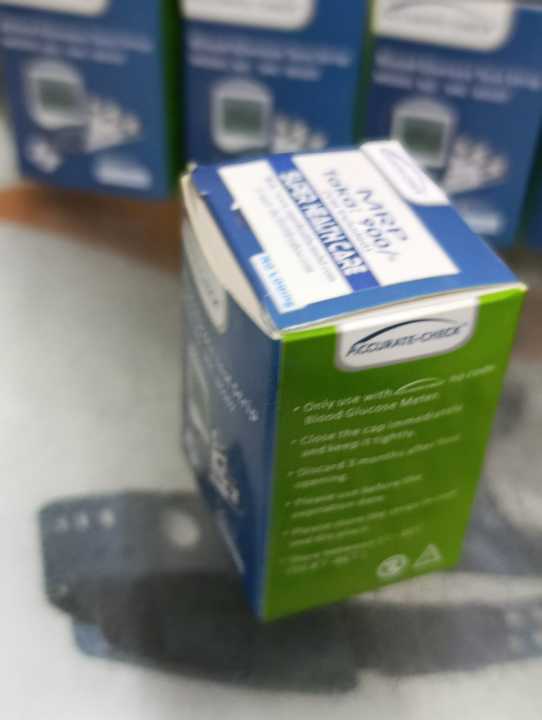 ACCURATE-CHECK%20Blood%20Glucose%20Test%20Strip%2050%20pcs%20-%20Image%203