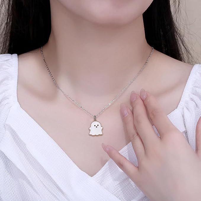 Fashion%20Black%20White%20Ghosts%20Couples%20Necklaces%20for%20Women%20Men%20Cute%20Cartoon%20Lovely%20Charm%20Pendant%20Friendship%20Necklace%20Halloween%20Jewelry%20Gift%20-%20Image%2010