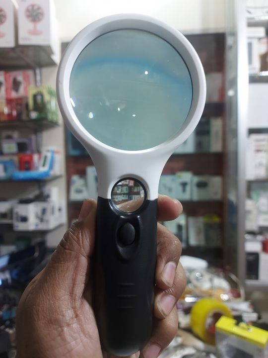 Magnifying%20Glass%2045X%20Zoom%20With%203%20Led%20Light%20-%20Image%205
