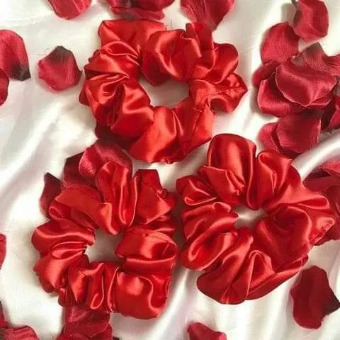 Amazing%20Satin%20Silk%20Fashion%20Scrunchies%20Sweet%20Solid%20Color%20Elastic%20Hair%20Bands%20Hair%20Ties%20Ropes%20For%20Women%20Girls%20-%20Image%206