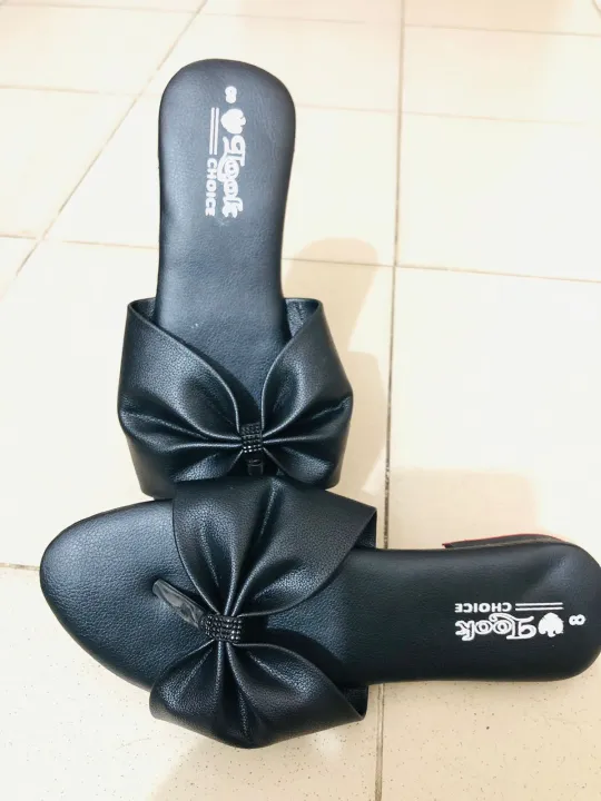 Butterfly%20Flat%20Sandals%20for%20Women%20-%20Trendy%20and%20Durable%20Design%20-%20Image%204