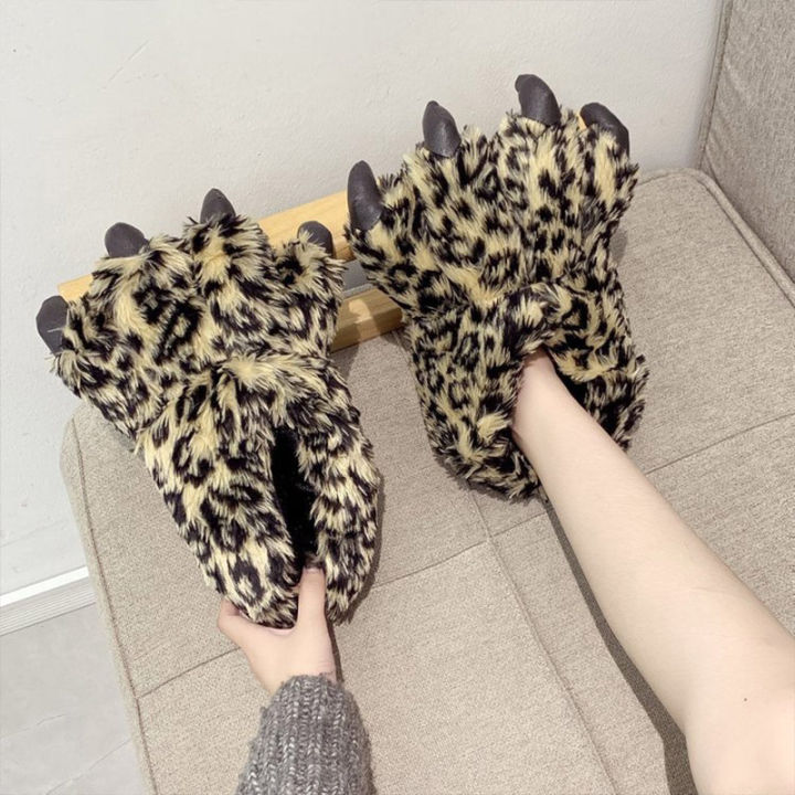 Animals%20Beast%20Claw%20Shoes%20Slides%20for%20Men%20Fun%20Chunky%20Fuzzy%20Slippers%20Male%20Plush%20Warm%20Bear%20Paw%20Lovers%20Funny%20slippers%20-%20Image%207