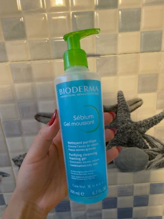 Bioderma%20Foaming%20Gel%20Face%20Wash%20200ml%20-%20Image%203