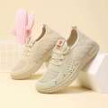 Summer Old Beijing Cloth Women's with Hollow Breathable Casual Soft Sole Mesh Flat Bottom, One Step, Mom's Shoes. 