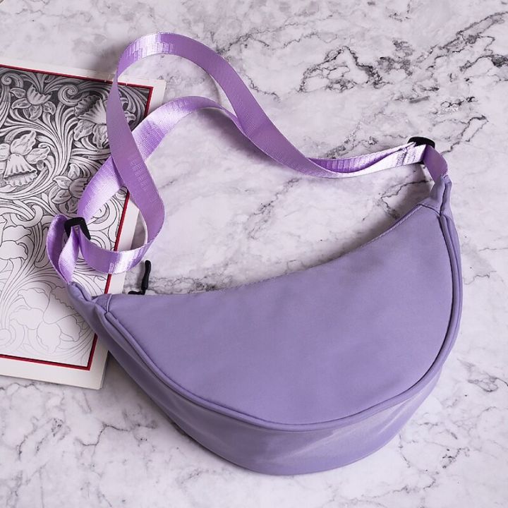 Style%20Nylon%20Crossbody%20Shoulder%20Bag%20%E2%80%93%20Casual%20Sporty%20Streetwear%20Purse%20for%20Women%20-%20Image%207
