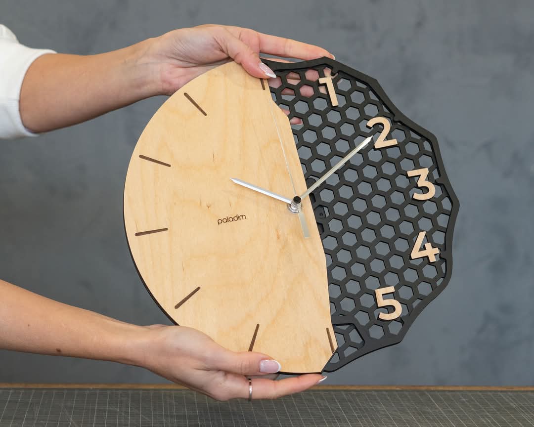 Unique Design Wooden Wall Clock