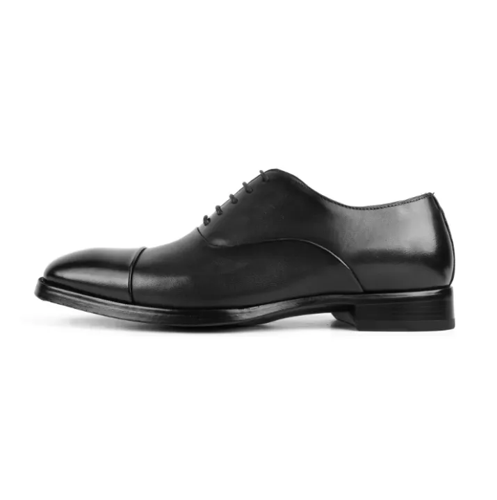 Men's%20Formal%20Shoe%20Premium%20Quality%20Shoes%20For%20Men%20With%20Socks%20Unique%20Design%20Shoe%20(Socks%20Free!!)%20-%20Image%202
