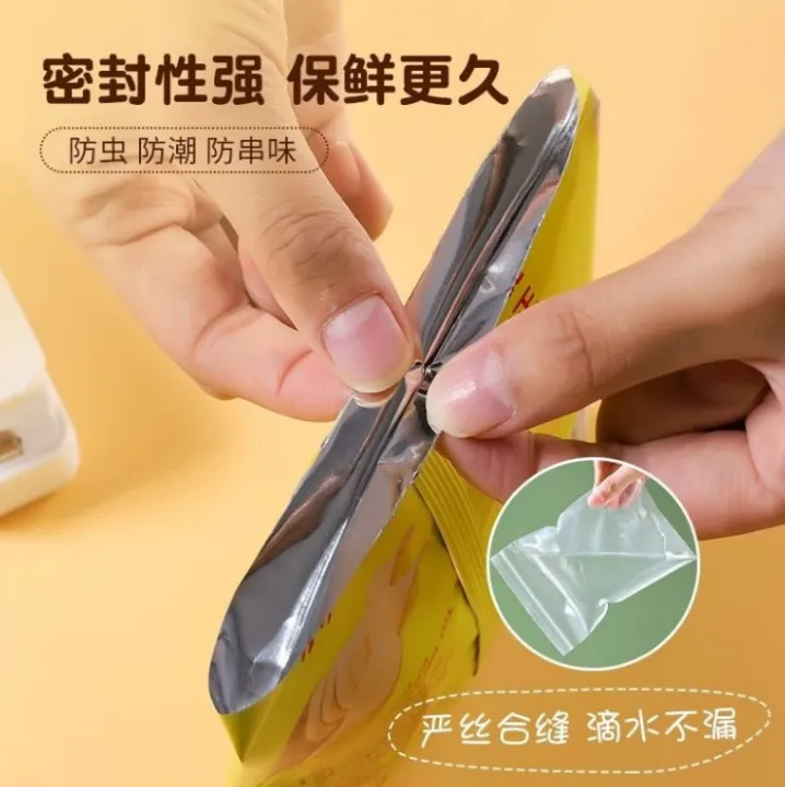 Spot%20Portable%20Mini%20Sealing%20Machine%20Food%20Plastic%20Bag%20Plastic%20Sealing%20Machine%20Household%20Small%20Hand%20Pressure%20Heat%20Sealing%20Machine%20Sealing%20Machine%20-%20Image%203