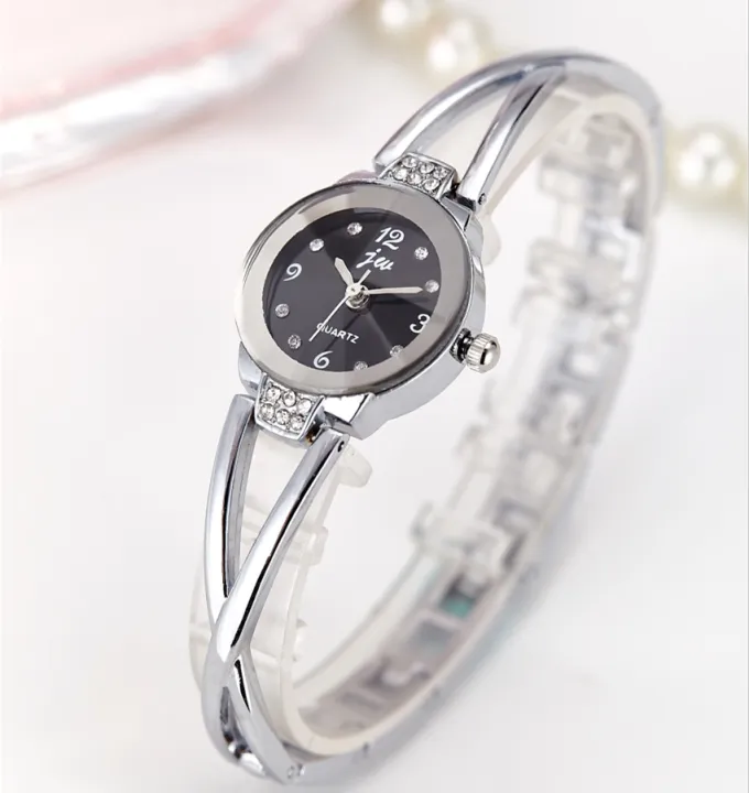 New%20Style%20Korean%20Brand%20Wholesale%20Fashion%20Watch%20Women's%20Decorative%20Steel%20Belt%20Electronic%20Student%20Lady%20Bangle%20Watch%20-%20Image%207