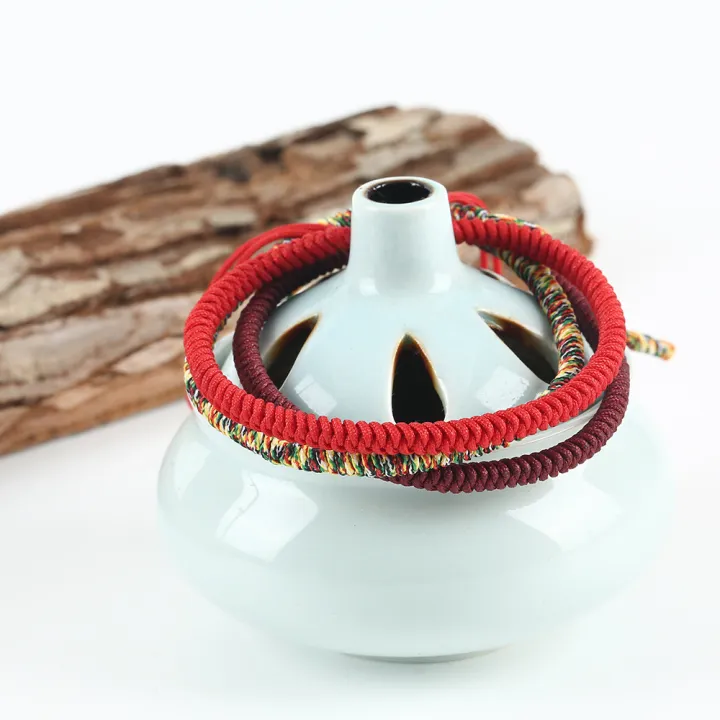 Ethnic%20Style%20Handmade%20Braided%20Knot%20Adjustable%20Red%20Silk%20String%20Cord%20Tibetan%20Buddhist%20Women%20Lucky%20Bracelets%20-%20Image%205