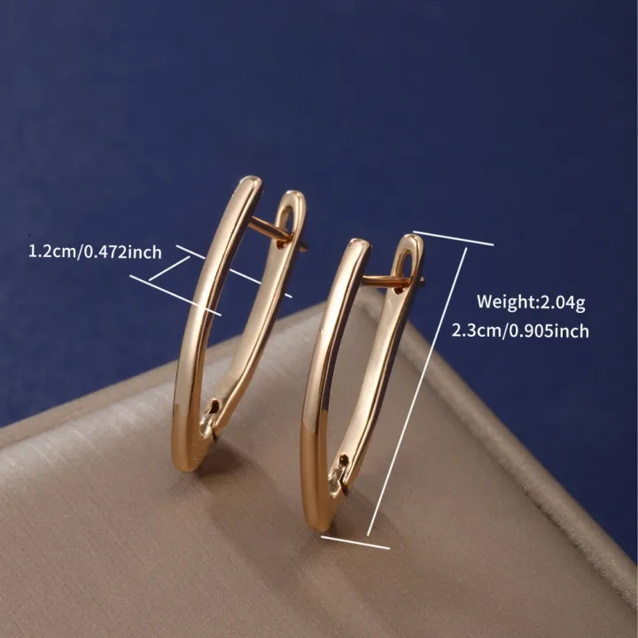 Xuping%20jewelry%20glossy%20V%20letter%20fashion%20temperament%20earrings%20women's%20European%20and%20American%20cross-border%20niche%20design%20earrings%20earrings%20earrings%20wholesale%20-%20Image%204