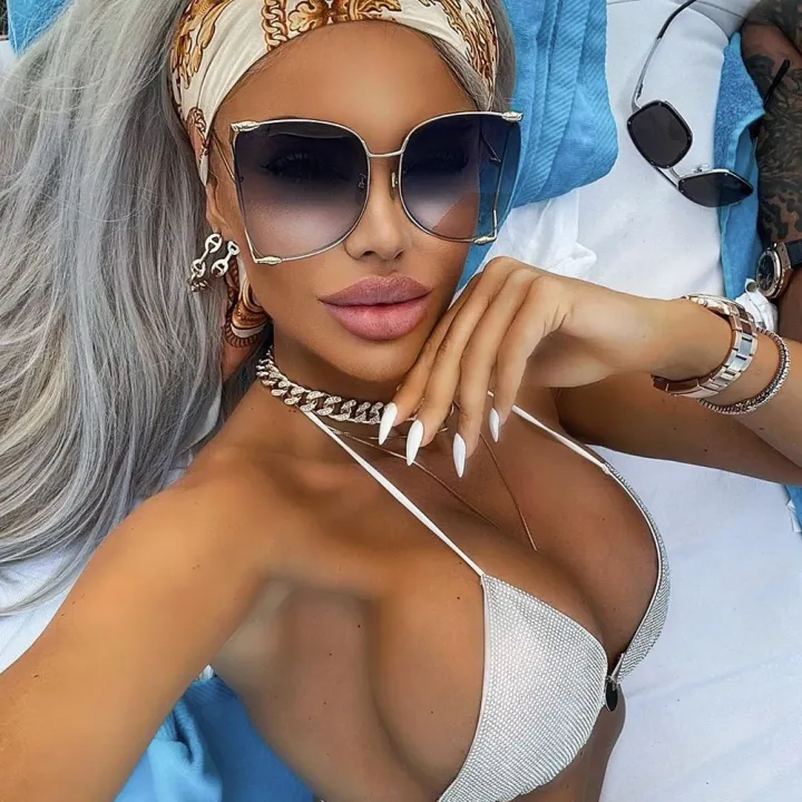 QPeClou%202020%20New%20Luxury%20Pearl%20Sunglasses%20Women%20Fashion%20Oversized%20Metal%20Hollow%20Sun%20Glasses%20Ladies%20Clear%20Glasses%20Frame%20Spectacles%20-%20Image%206