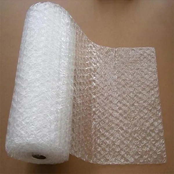 Bubble%20poly%20Paper%205-100%20Yard%20(%2015-300%20feet)%20-%20Image%203