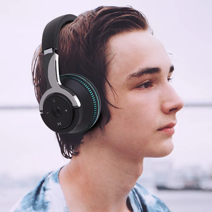 Bluetooth%20Headphones%20Head-mounted%20Noise%20Reduction%20Wireless%20Headset%20for%20Phones%20PC%20Gaming%20Headsets%20Heavy%20Bass%20Colorful%20LED%20Lights%20-%20Image%203