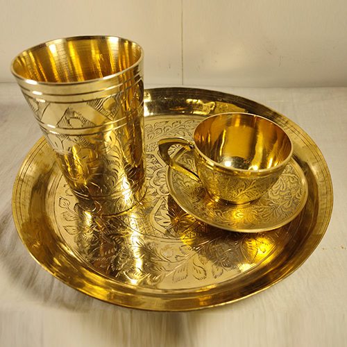 Pitol%20Set%20Nakshi%20Plate,%20Glass%20and%20Cup%20Set%20Kasha-Pitol%20Dinner%20Set%20-%20Image%202