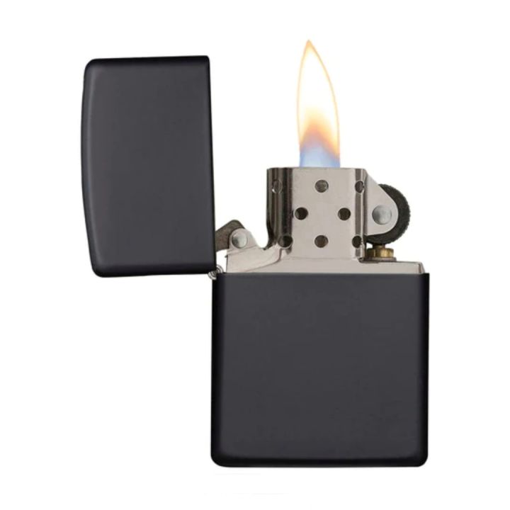 Steel%20Zippo%20Lighter%20Black%20matt%20-%20Image%202