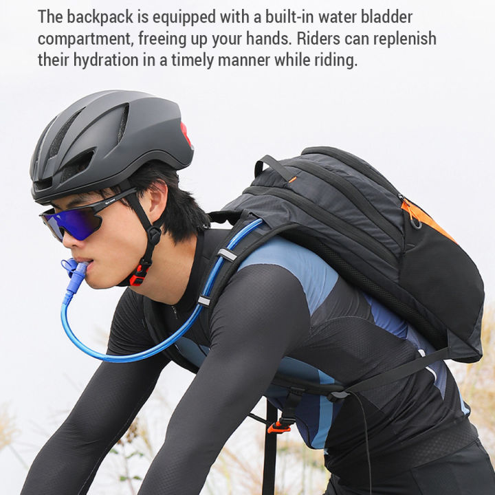 Bicycle%20Double%20Shoulder%20Bag%20-%20Conveniently%20Carry%20Your%20Belongings%20with%20this%20Versatile%20and%20Durable%20Backpack%20-%20Image%203