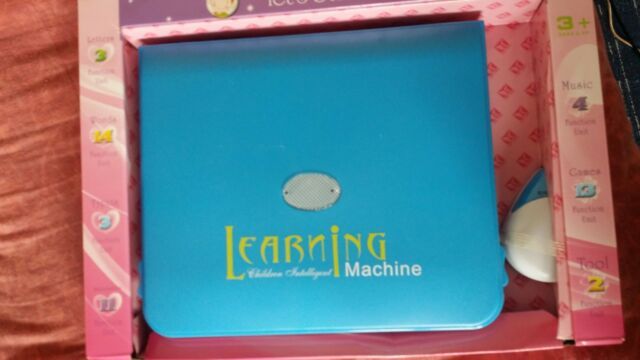 Kids%20Learning%20Laptop%20Computer%20With%2050%20Learning%20Activities%20-%20MATH,ENGLISH%20&%20GAMES%20-%20Image%203