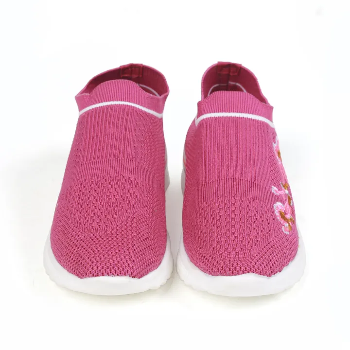 Fabric%20Sneaker%20for%20Women%20-%20Golapi%20-%20Image%204