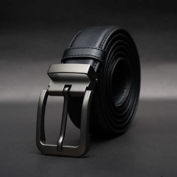 Zays%20Full-Grain%20Leather%20Belt%20For%20Men%20%E2%80%93%20Anti-Crack,%20Hand-Stitched,%20Cut-to-Fit%20with%20Luxury%20Box%20-%20Image%2010